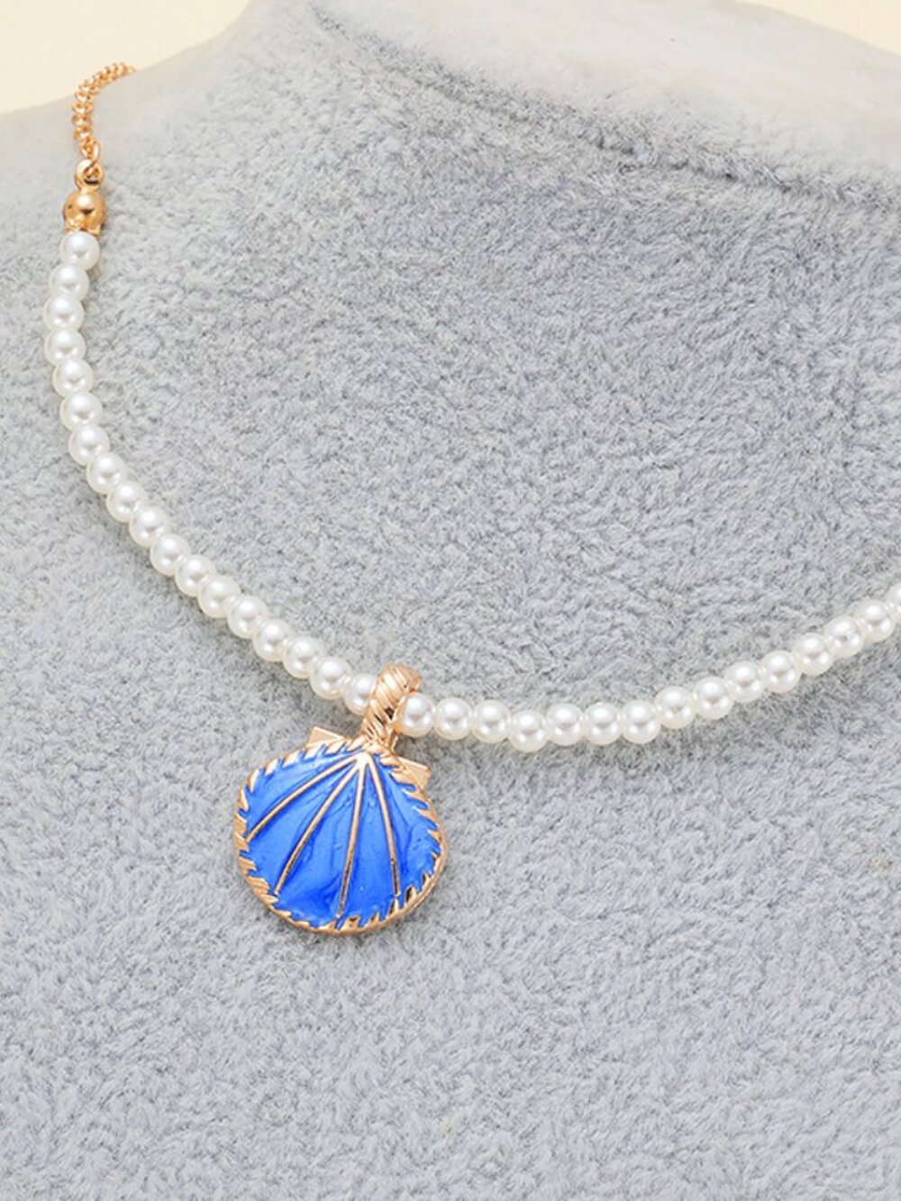 Blue shell Necklace pearl